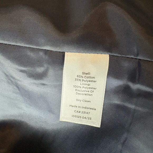 Talbots Navy Blazer with Gold Buttons - Picture 9 of 9